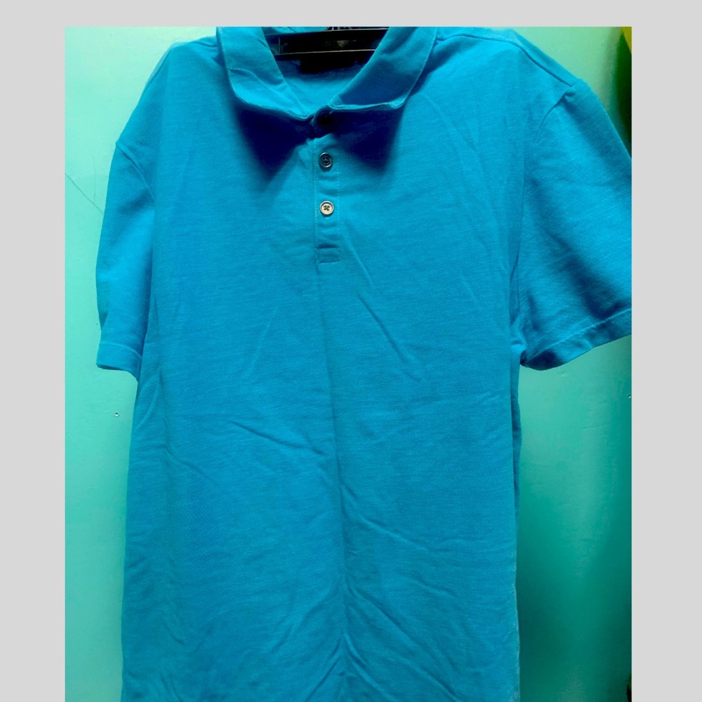 M men shirt. Excellent condition, light blue color